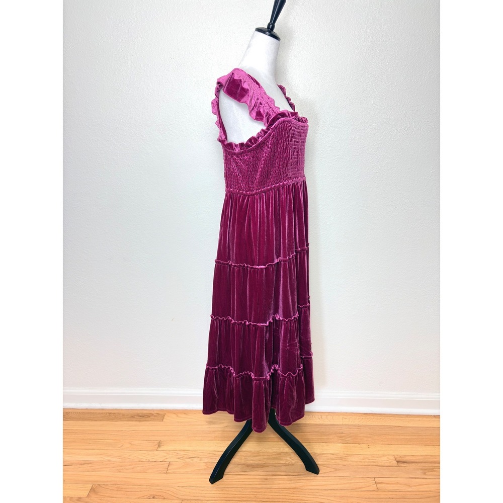 NEW Crown & Ivy Pink Velvet Tiered Ruffle Smocked Sleeveless Midi Dress Size XL - Picture 2 of 7